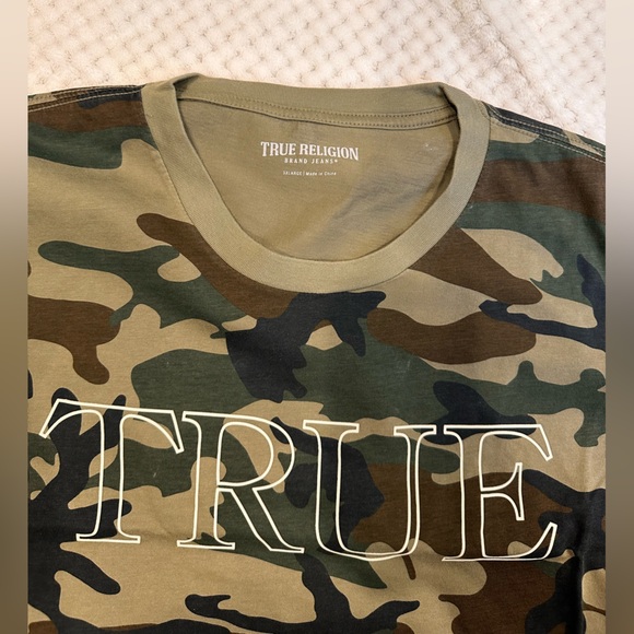 Men’s True Religion tee - Picture 2 of 3